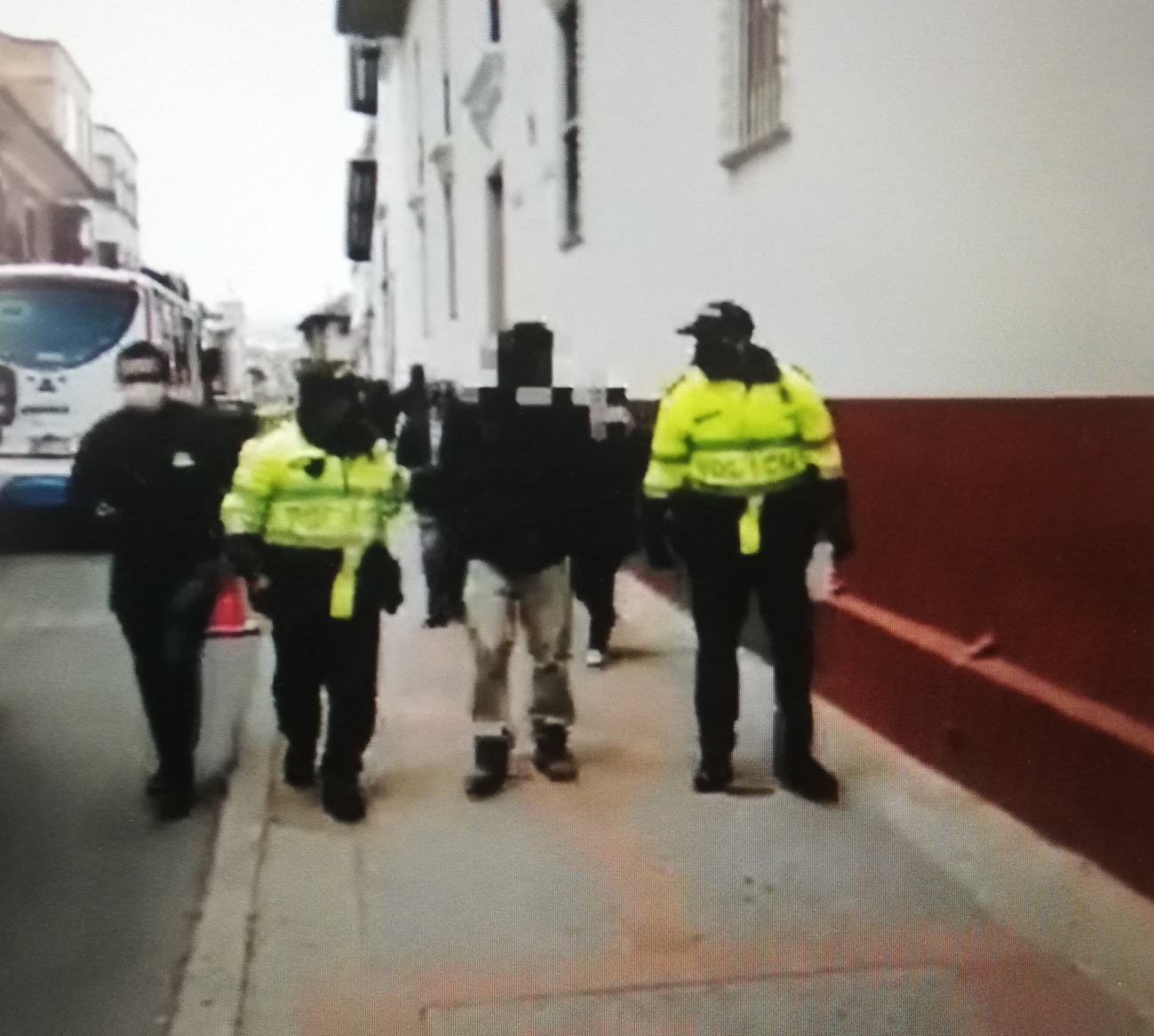 Capturado hombre por realizar actos obscenos frente a menor de 14 años