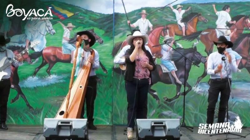 Turistas se disfrutaron del homenaje a los Lanceros del Pantano de Vargas