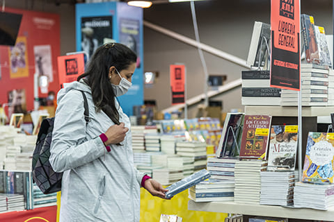 Hasta el 2 de mayo se puede disfrutar de la Feria del Libro 2022